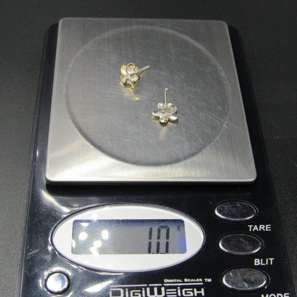 Sterling Silver Two Tone CZ Flower Stud Earrings Vintage - Picture 7 of 7